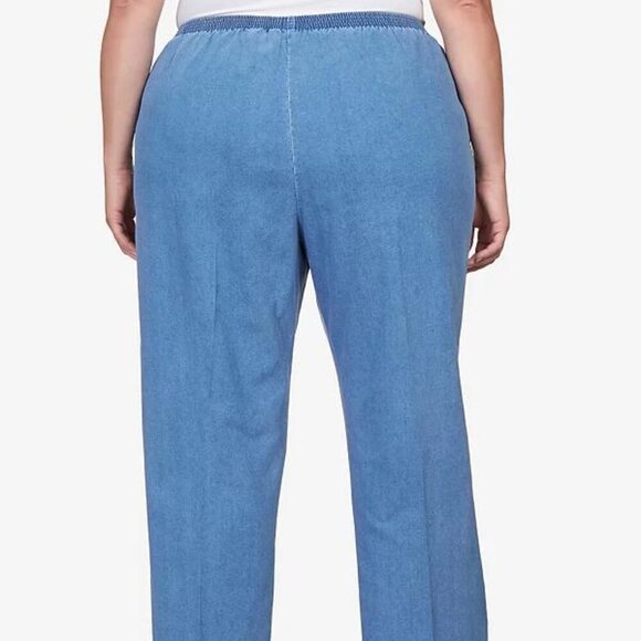 Alfred Dunner Plus Size Elastic Waist Denim Pants 24W NWT - Picture 4 of 5